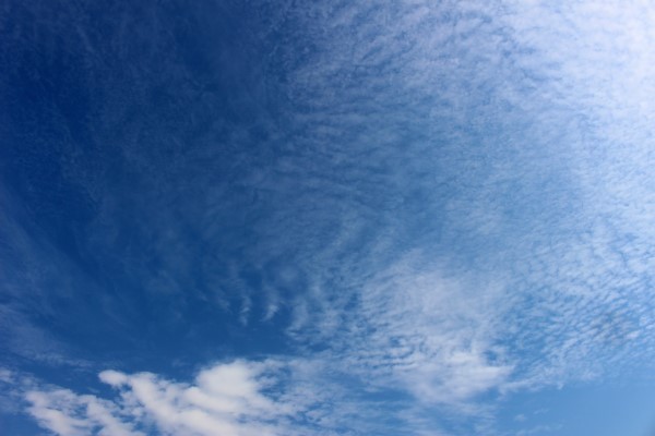 blue-sky-and-high-cirrus-clouds-resized-2